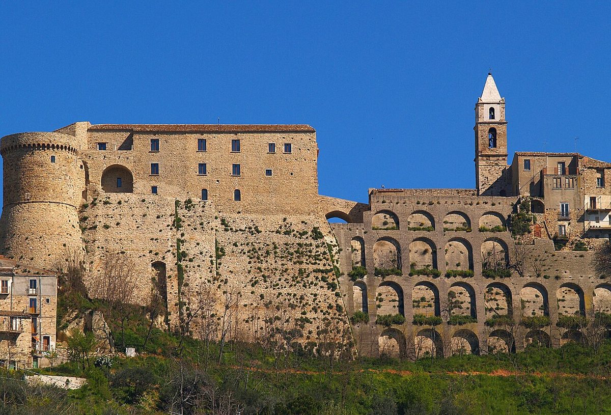 Il castello di Civitacampomarano