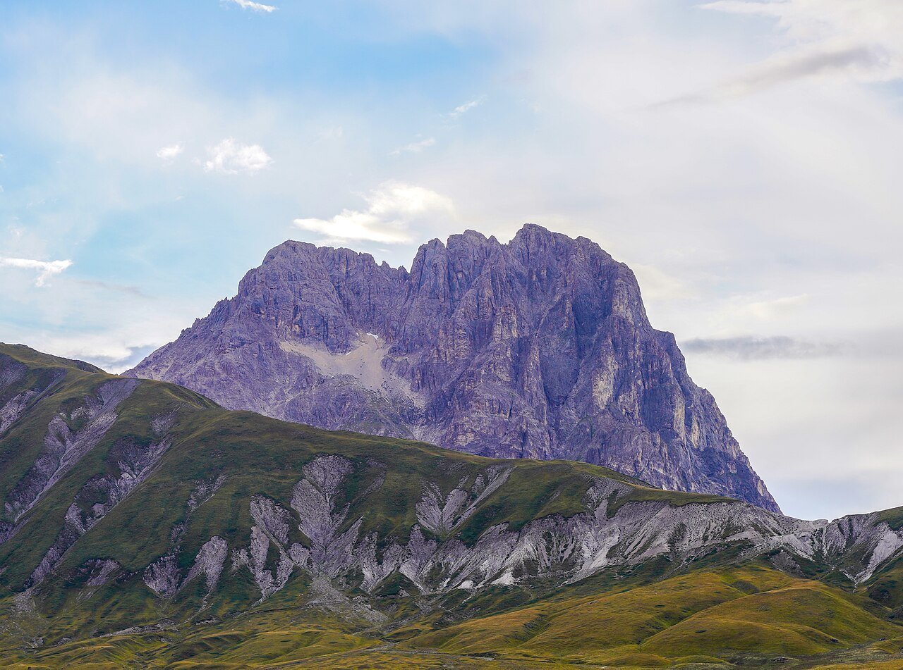 Anello dei Monti della Laga tra cascate e foreste