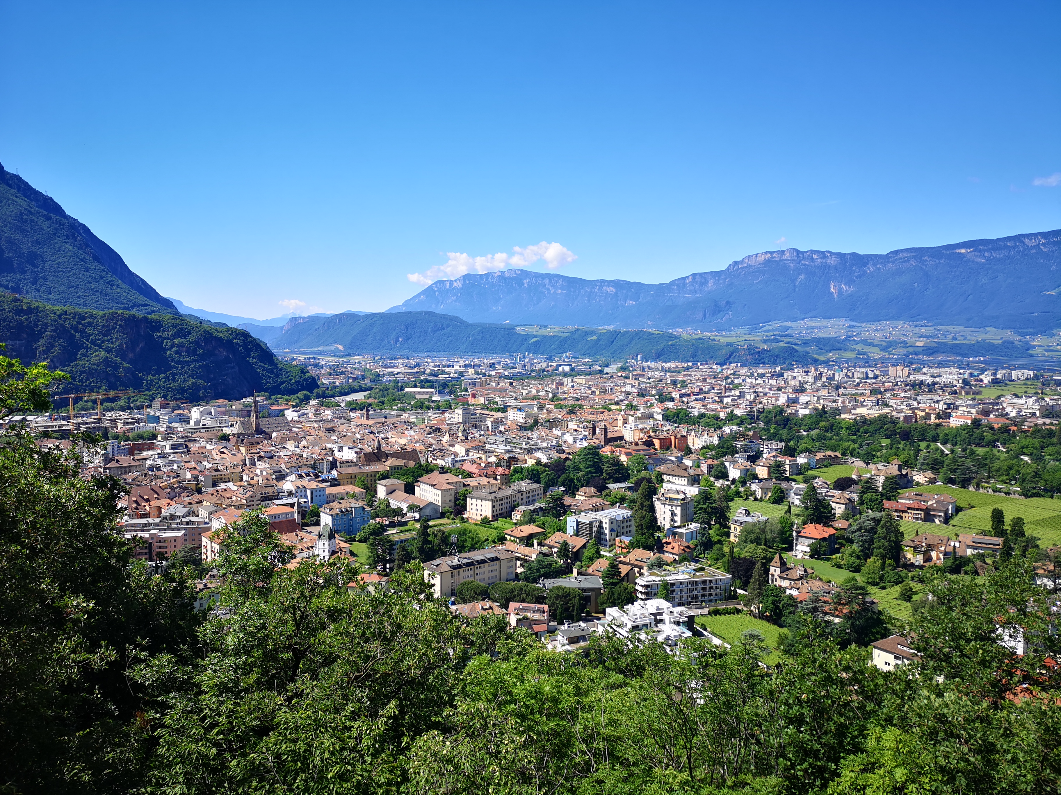 Cosa vedere a Bolzano in 2 giorni: tra Ötzi, portici medievali e vigneti alpini