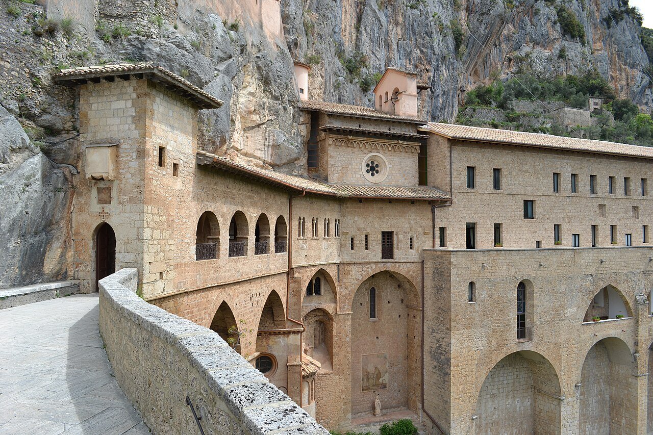 Cammino di San Benedetto: da Norcia a Subiaco e Montecassino
