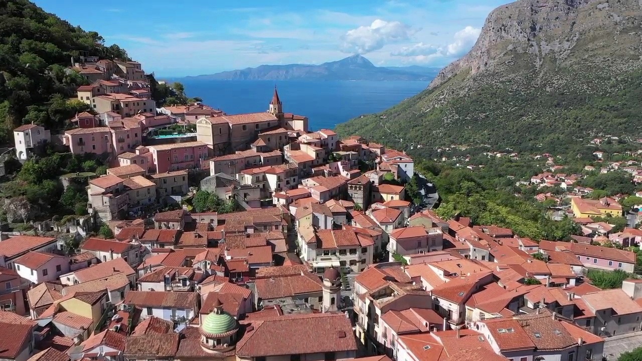 Come arrivare a Maratea: guida pratica ai trasporti