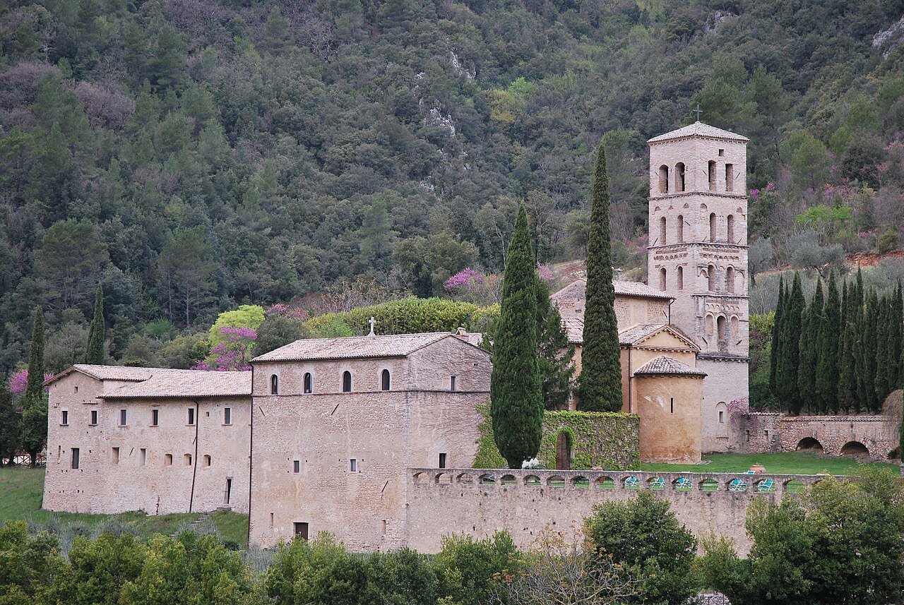 Ferentillo e l'Abbazia di San Pietro in Valle: il silenzio della Valnerina