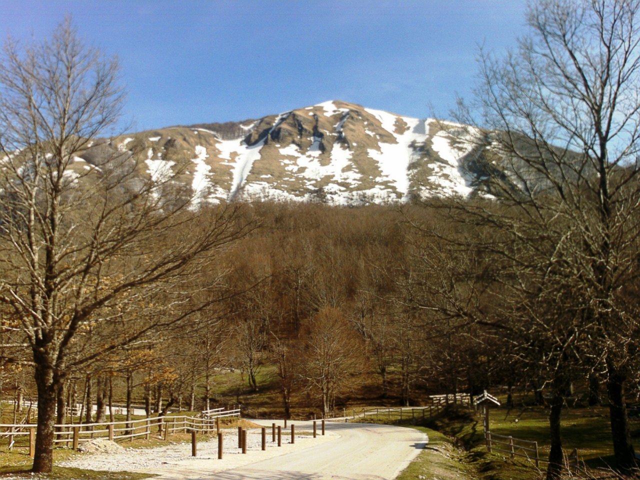 Greenway della Val d'Agri tra parchi e ulivi