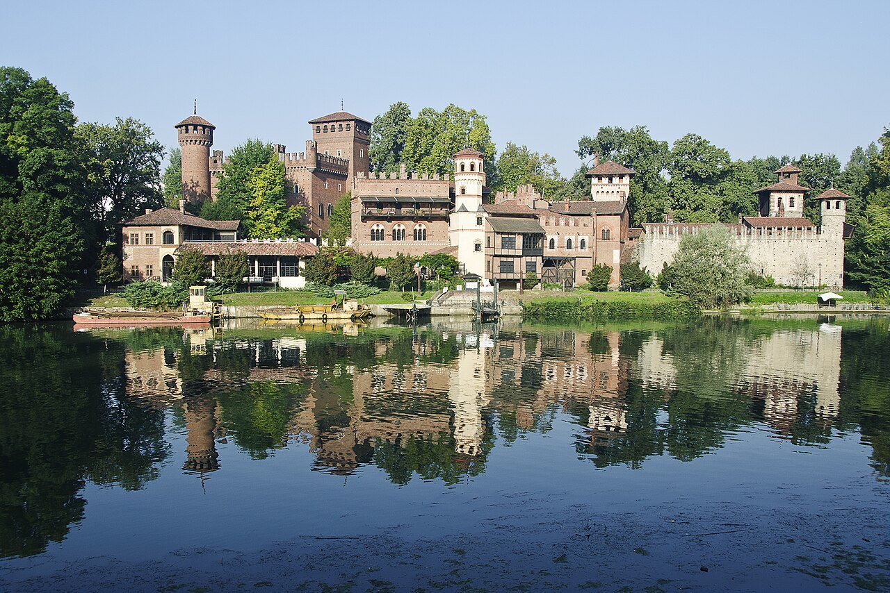 Il Borgo Medievale di Torino: un Quattrocento inventato sulle rive del Po