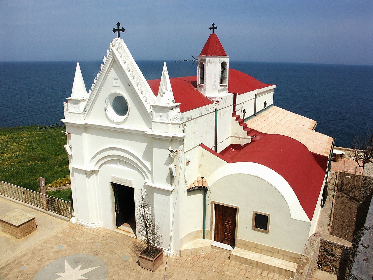 La colonna sola di Capo Colonna: il tempio dimenticato sul promontorio di Crotone