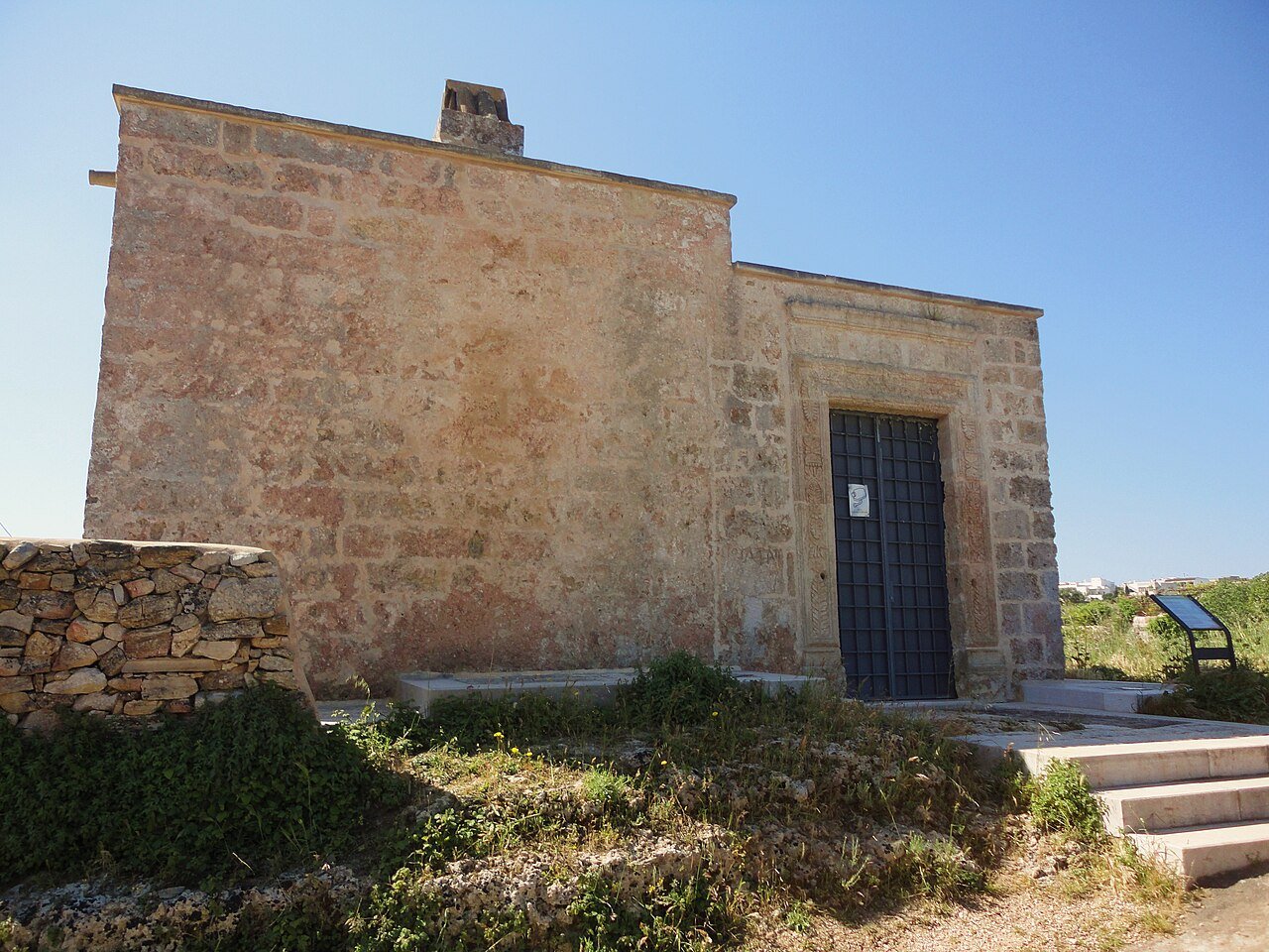 La Cripta del Crocifisso di Ugento, il santuario rupestre nascosto nel Salento