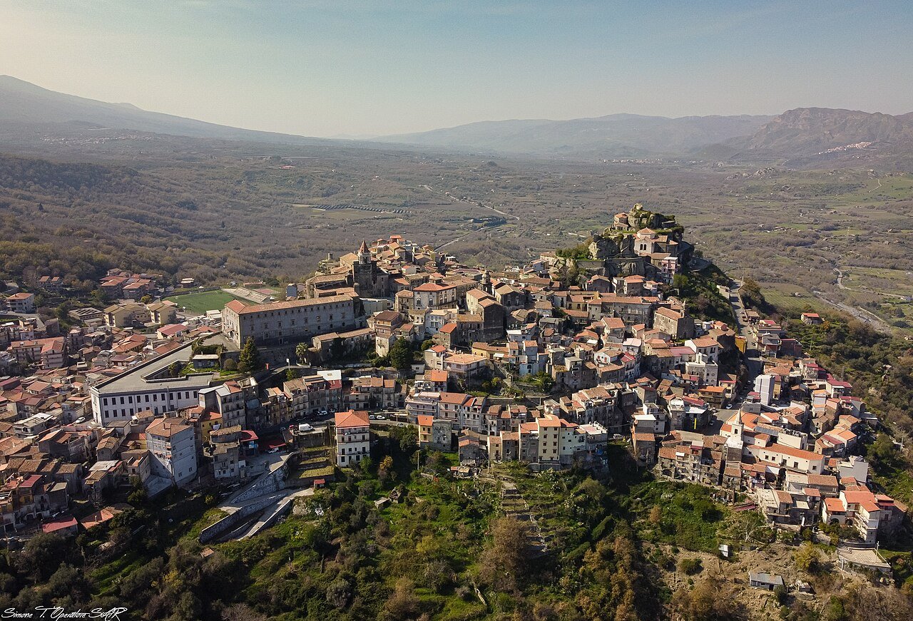 La Cuba bizantina di Castiglione: la chiesetta a cupola dimenticata nei boschi dell'Alcantara