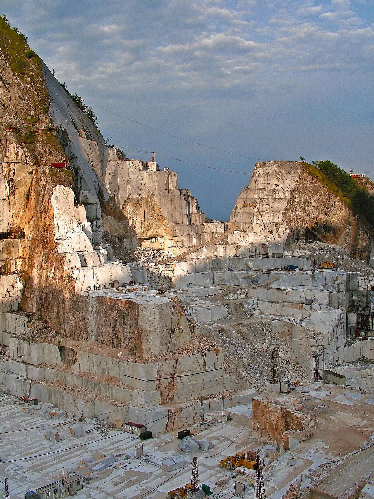 La Via del Volto Santo: a piedi nella Lunigiana fino a Lucca