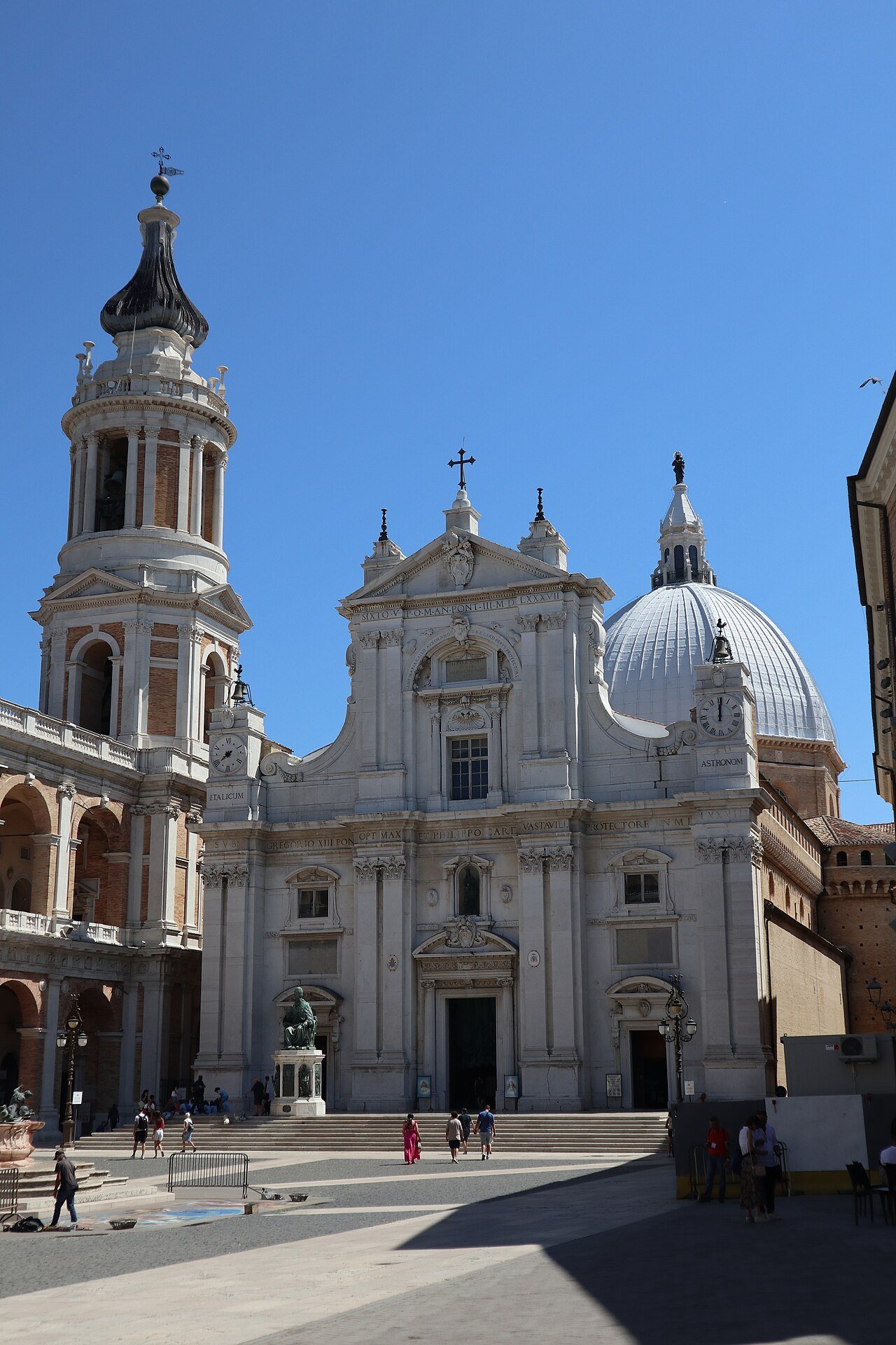 La Via Lauretana: il cammino verso il santuario di Loreto