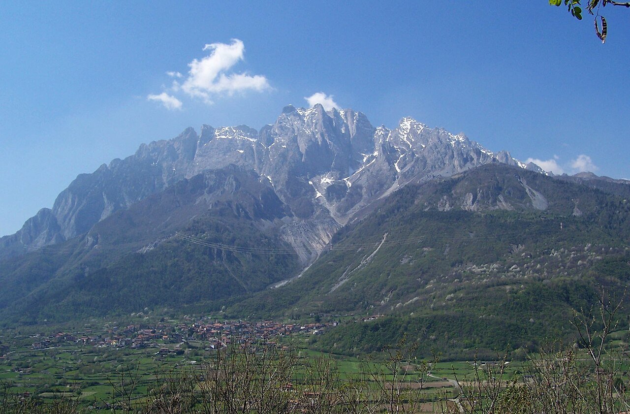 Le incisioni rupestri della Val Camonica a piedi