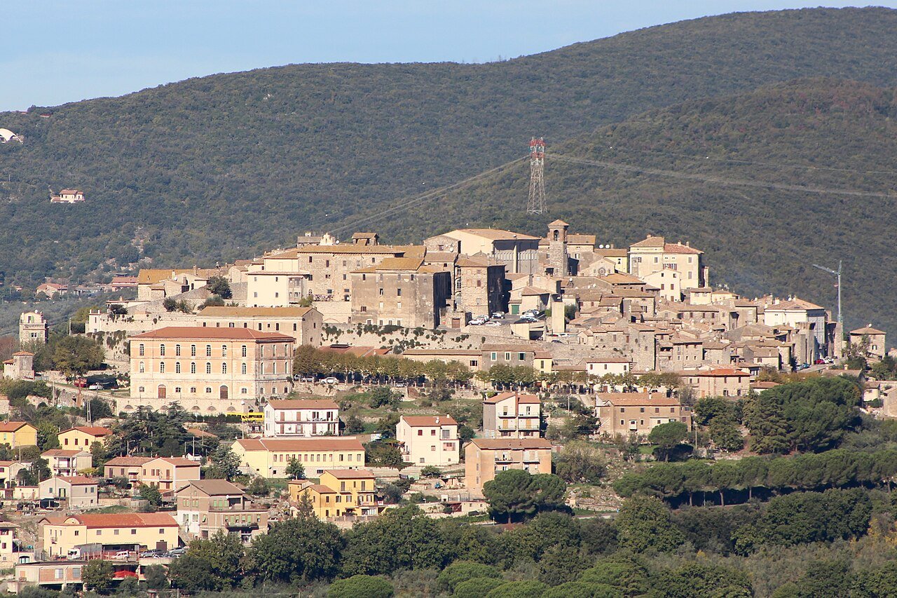 Lugnano in Teverina: il borgo del vampiro e dei bambini romani