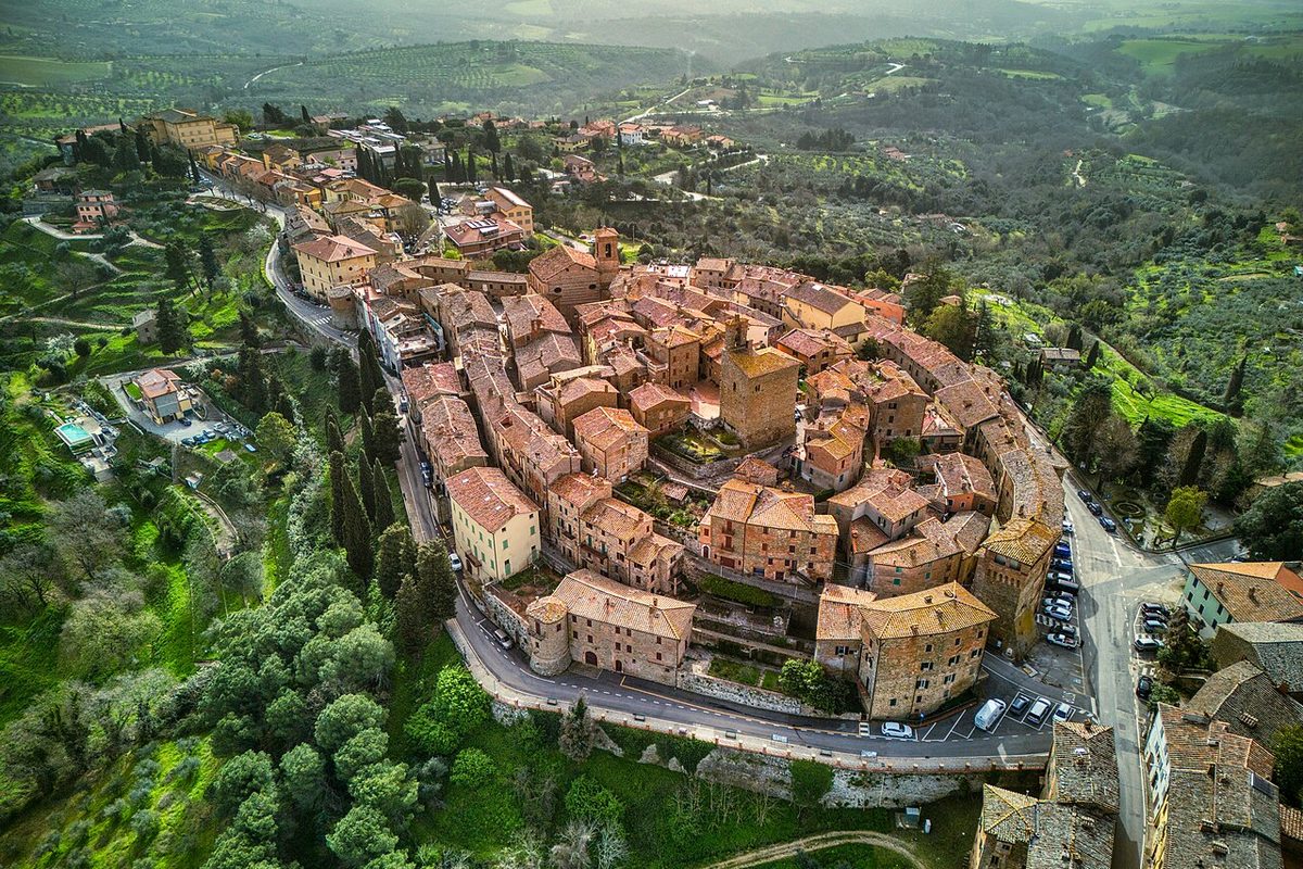 Panicale: Perugino, Lace, and a Terrace Over Lake Trasimeno
