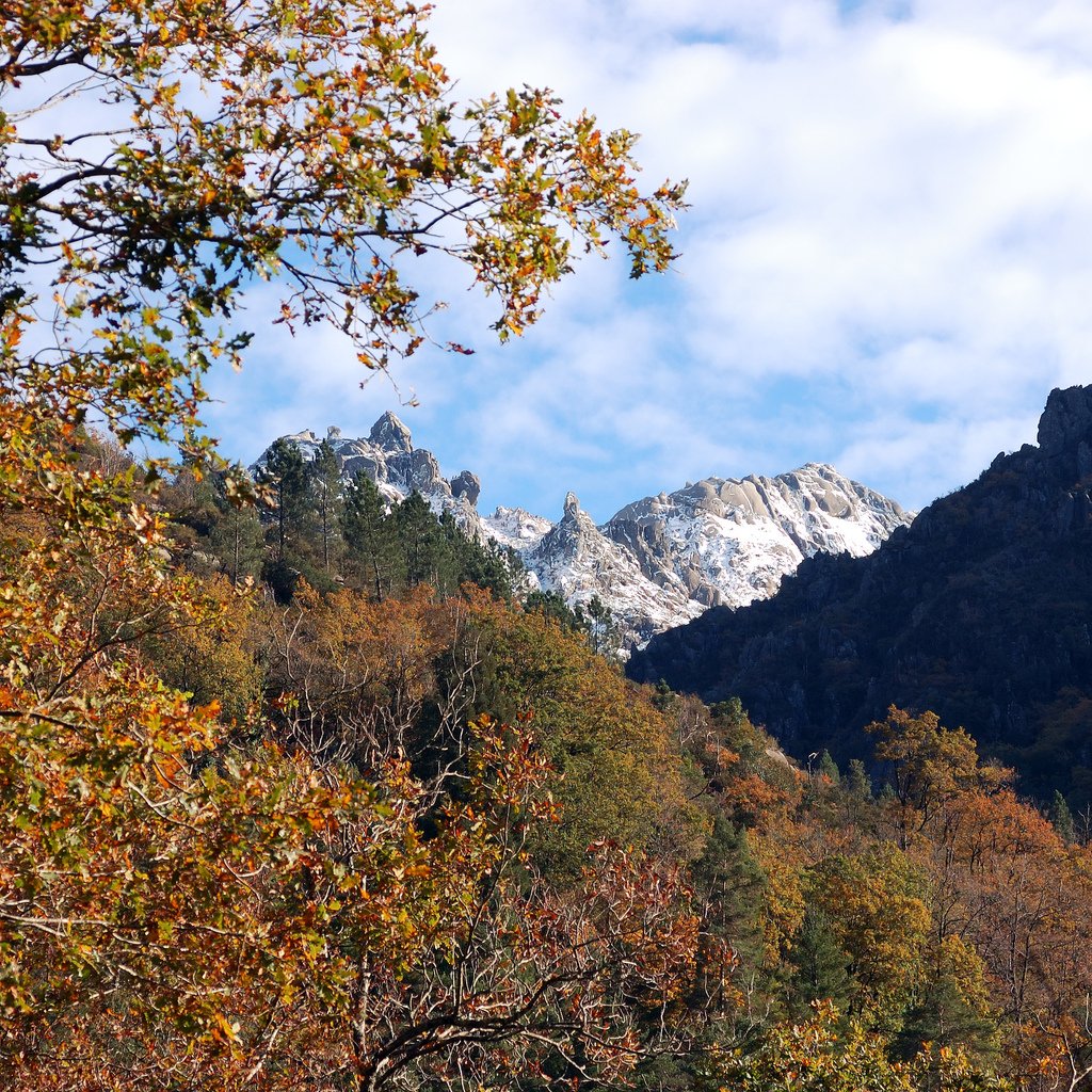 Peneda-Gerês: trilhos, calzada romana e villaggi di pietra
