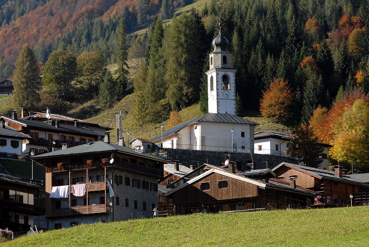 Sauris, l'isola tedesca del Friuli sotto un cielo di stelle