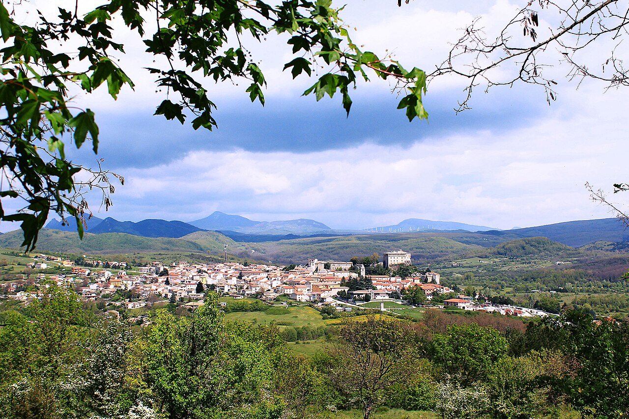 Sentieri del Bosco di Collemeluccio in Alto Molise