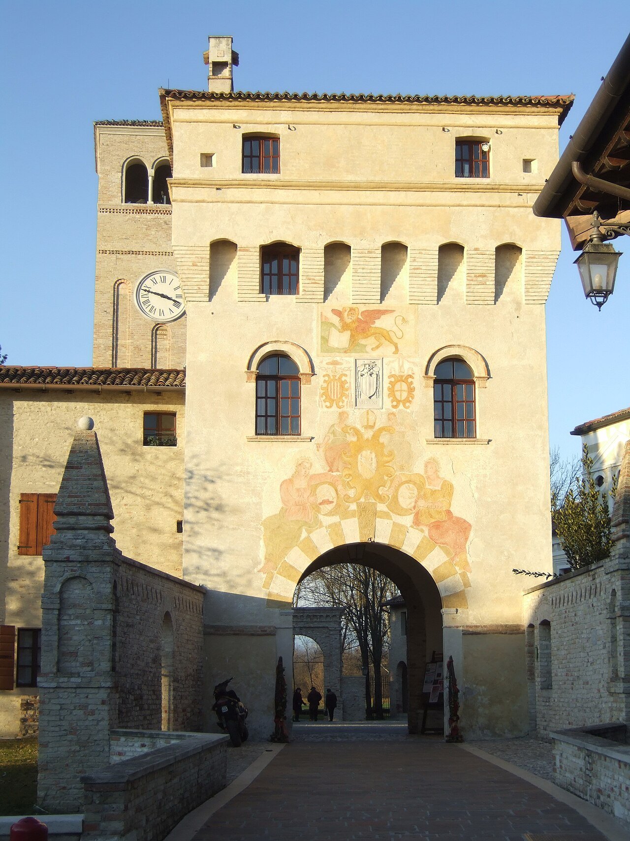 Sesto al Reghena: il borgo-abbazia longobardo che il turismo ha dimenticato