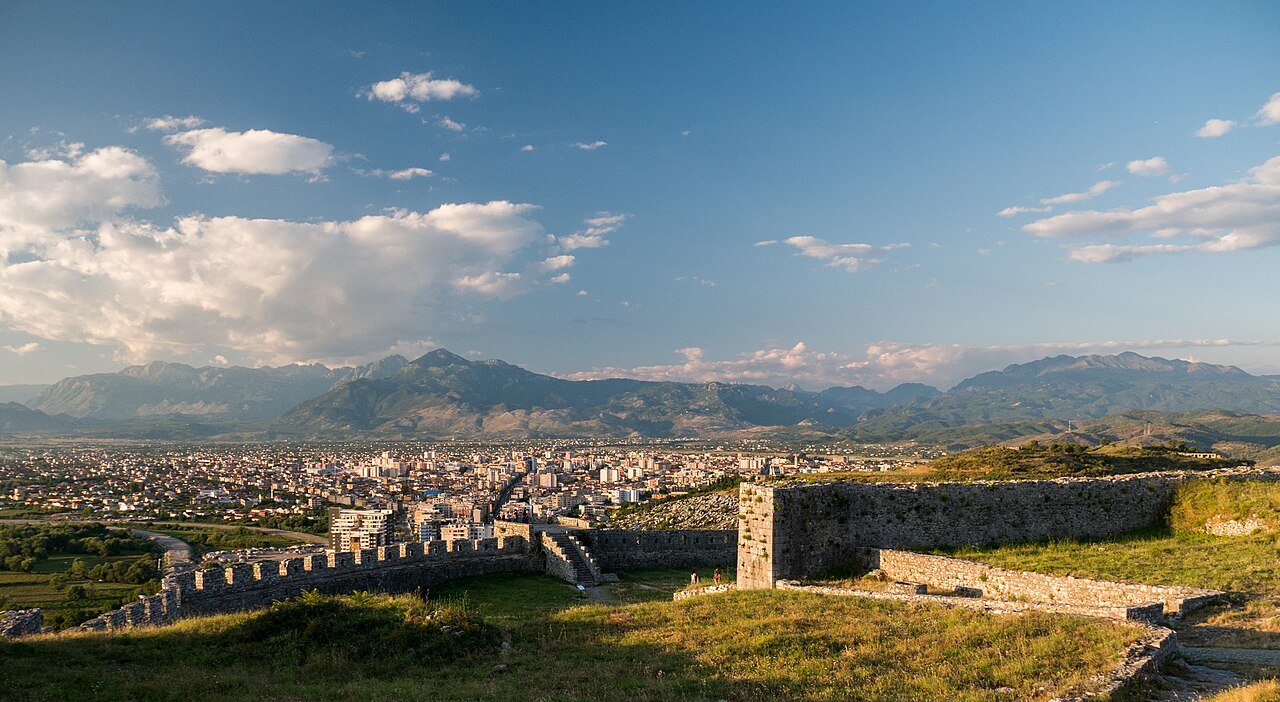 Shkodër, la porta dell'Albania dove l'Illiria incontra il lago più grande dei Balcani