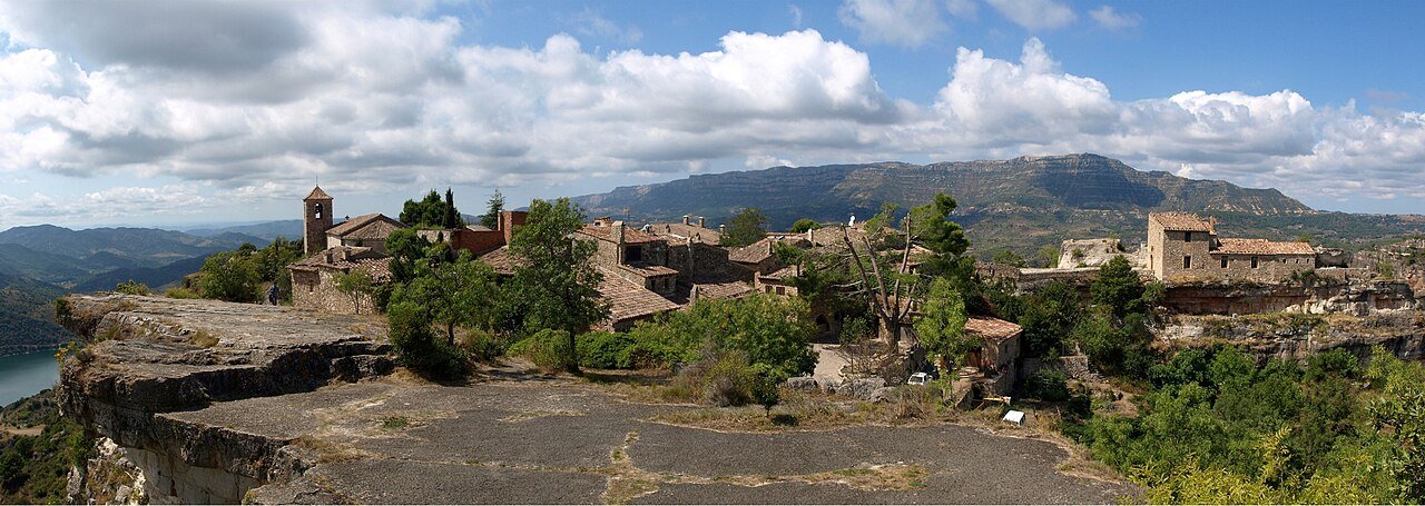 Siurana, il villaggio sospeso del Priorat che pochi sanno raggiungere