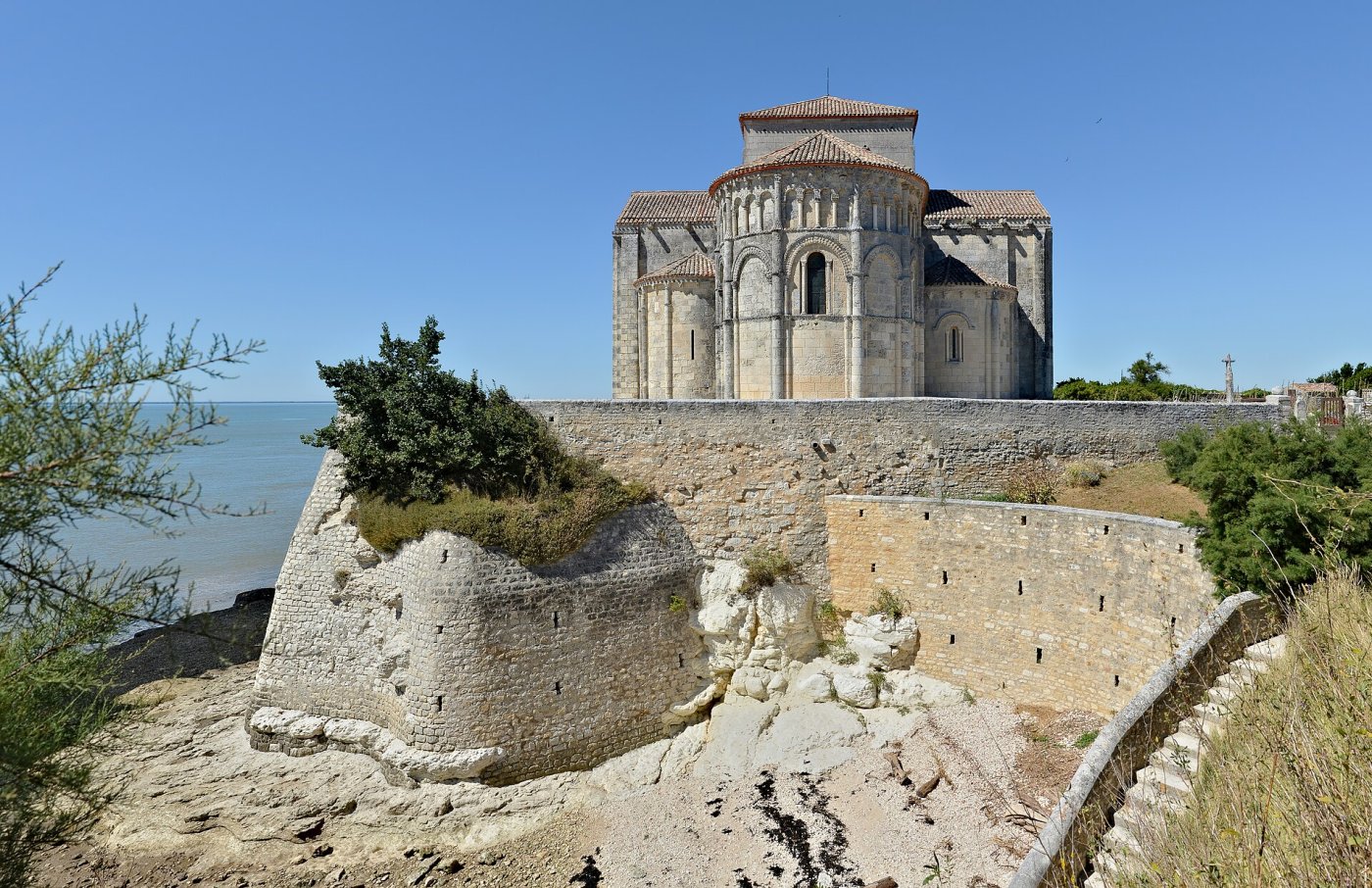 Talmont-sur-Gironde: il villaggio bianco sospeso sull'estuario (Charente-Maritime)