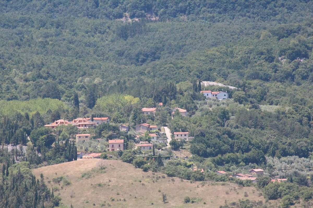 Terme di San Filippo: the white waterfall God left behind in Val d'Orcia