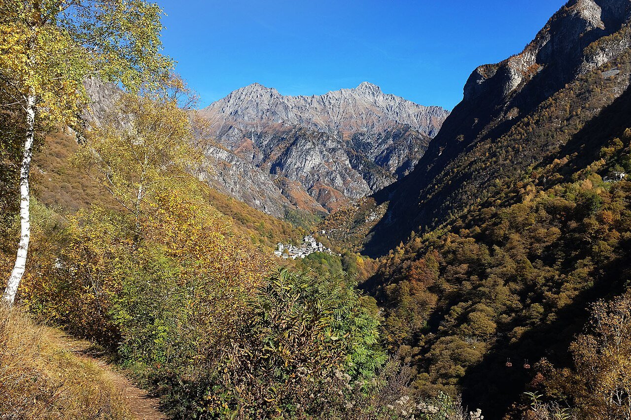 Val Codera a piedi, la valle senza auto