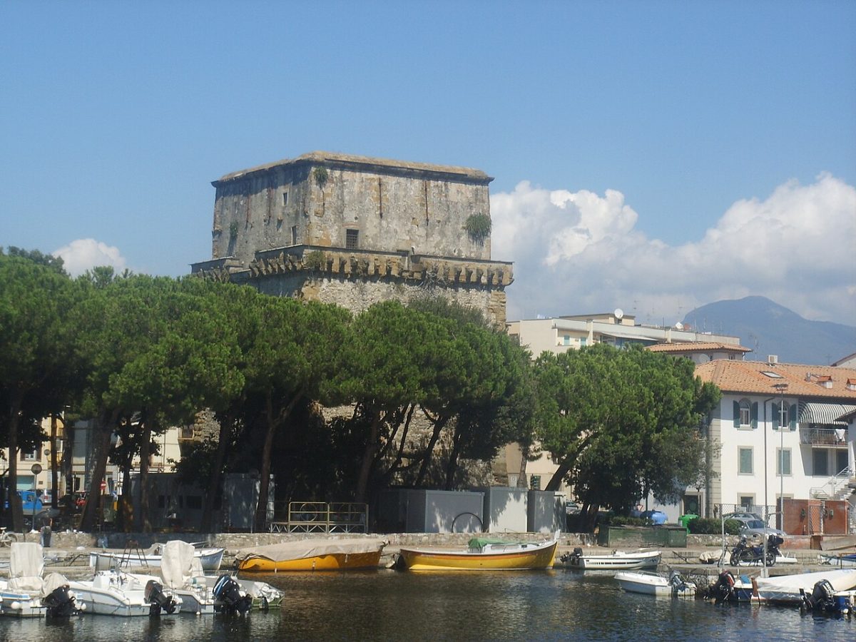 Dove mangiare a Viareggio: cucina di mare tra darsena e lungomare (Viareggio, Toscana)